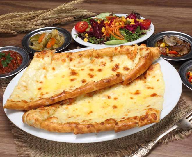 Kaşarlı Pide