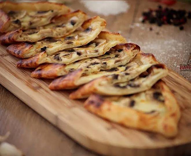Mantar Kaşarlı Pide